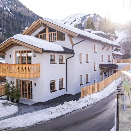 Daire Marmotta Culm - Luxus Ski-in Ski-out *