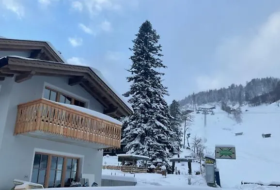 Marmotta Culm - Luxus Ski-in Ski-out *