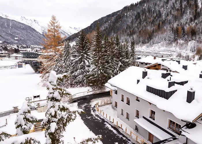 Marmotta Culm - Luxus Ski-in Ski-out דירה