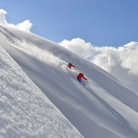 Marmotta Culm - Luxus Ski-in Ski-out アパート *